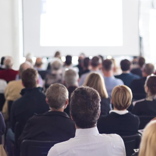 Organizujesz konferencje i szkolenia? Oto wszystko, co powinieneś wiedzieć o event marketingu