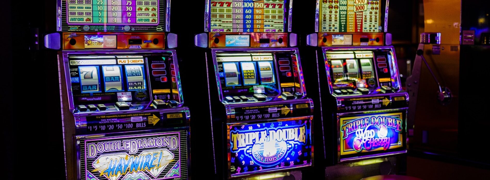 Czym są sloty casino Drops & Wins?