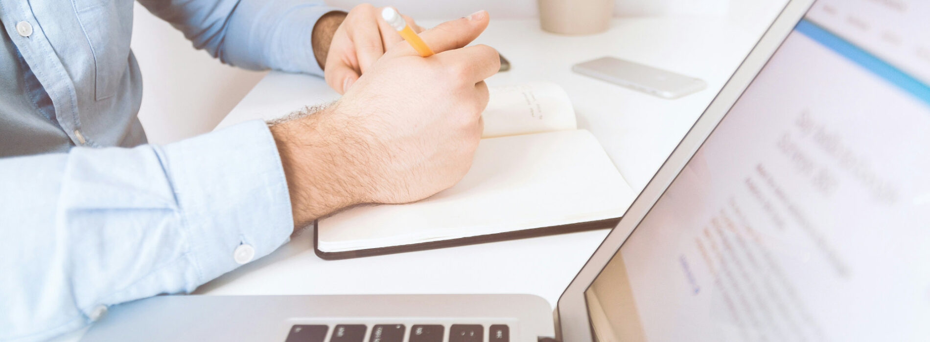 Kiedy warto przekształcić jednoosobową działalność w spółkę? Analiza korzyści i kosztów