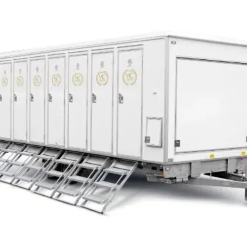 Mobilna toaleta z brandingiem? Możliwości personalizacji